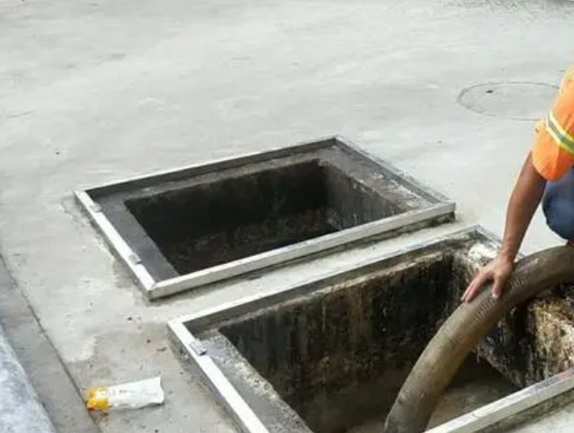 和田市化粪池清理